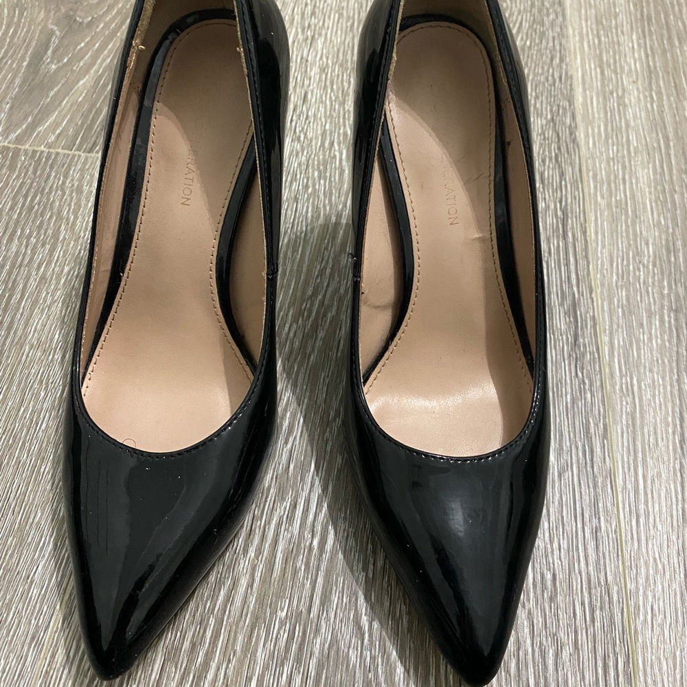 Bcbg generation heels